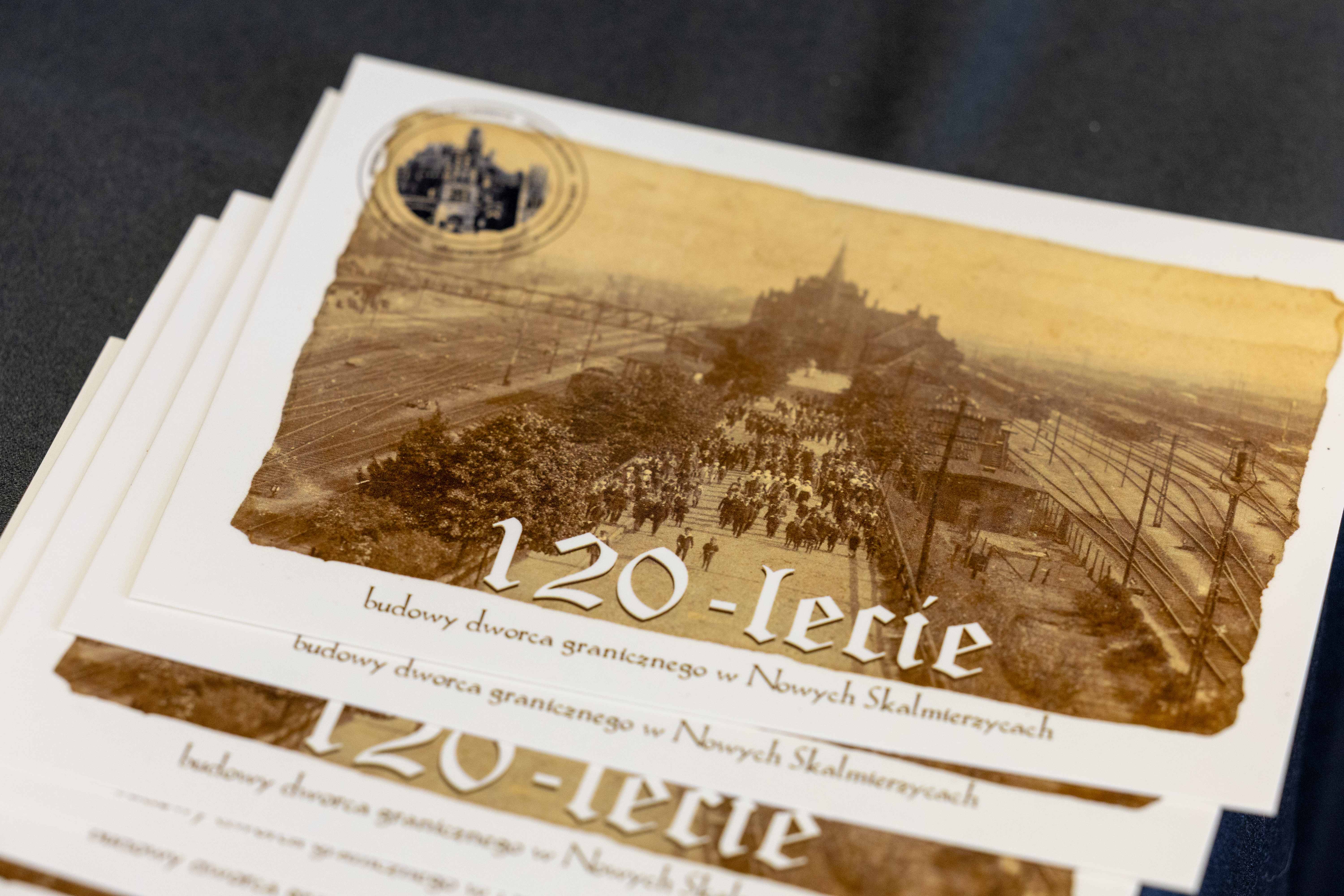 Kartka z napisem 120-lecie