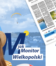 Na zdjęciu dziewczyna w kapeluszu, która trzyma aparat fotograficzny, obok napis M jak Monitor Wielkopolski