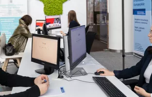 konsultacje w punkcie informacyjnym